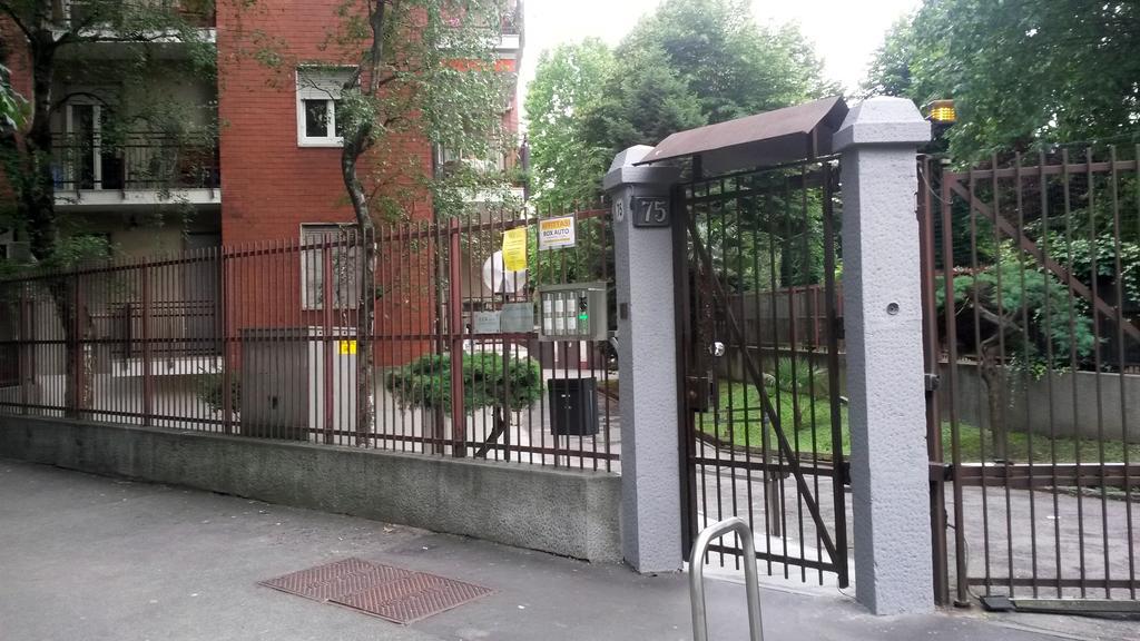 Bed & Breakfast A San Siro 75 Mediolan Zewnętrze zdjęcie
